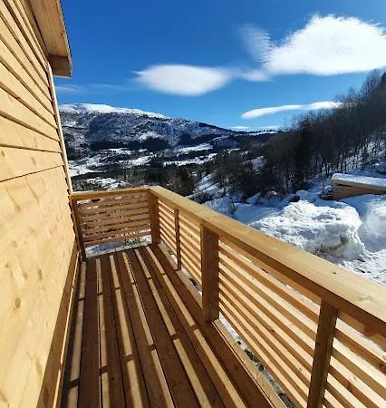 Molden 2-fjellutsikt Og Jacuzzi Tilgang. Luster