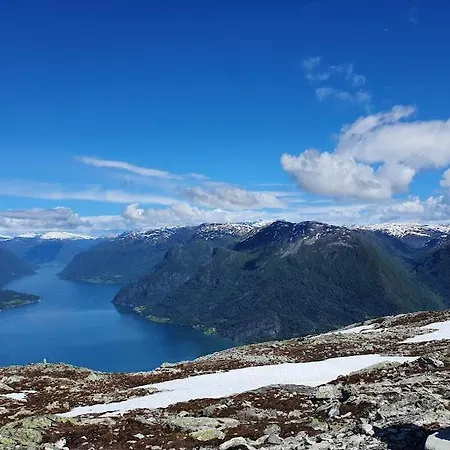 Molden 2-fjellutsikt Og Jacuzzi Tilgang. 公寓 Luster
