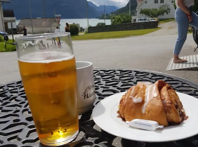 Molden 2-fjellutsikt Og Jacuzzi Tilgang. Apartment Luster